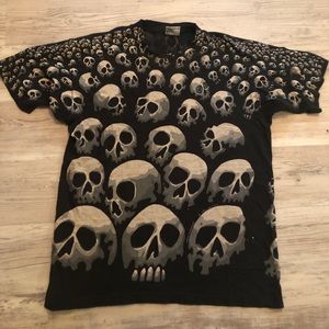 Vintage liquid blue skulls t shirt